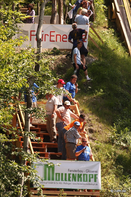 1. Sommerskispringen in Pfullingen Mattenschanzen am Ursulaberg 18.07.2010