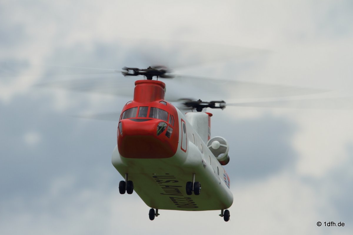 17. Heidelberger Vatertags-Helitreffen