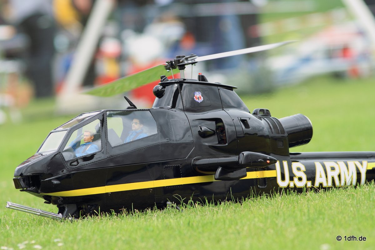 17. Heidelberger Vatertags-Helitreffen
