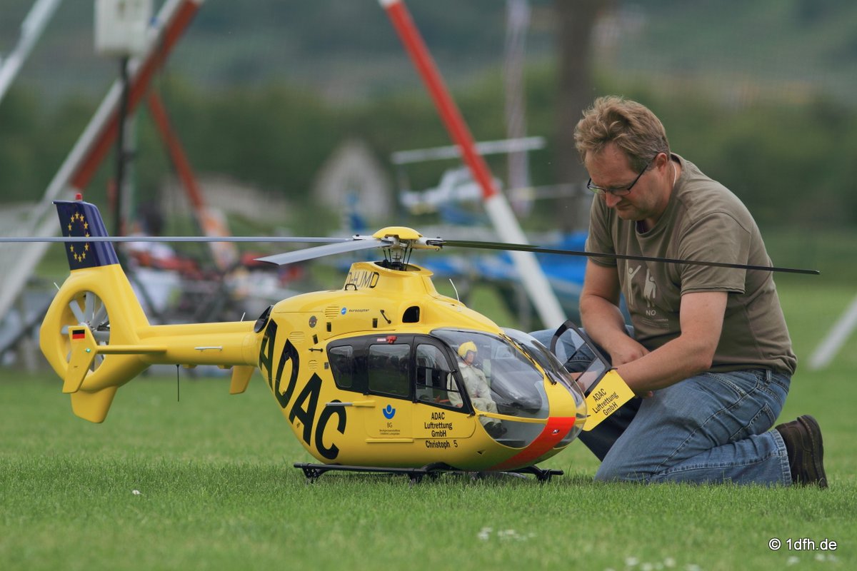 17. Heidelberger Vatertags-Helitreffen