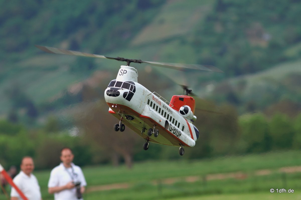 17. Heidelberger Vatertags-Helitreffen