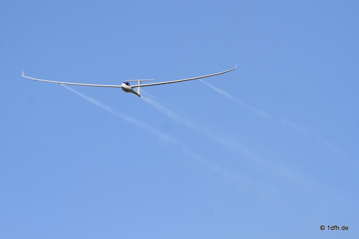 50. Internationaler Hahnweide-Segelflugwettbewerb 06.05.2016