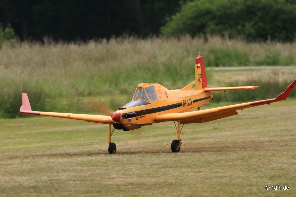 Flugtag  MFG Graben-Neudorf 24.05.2015