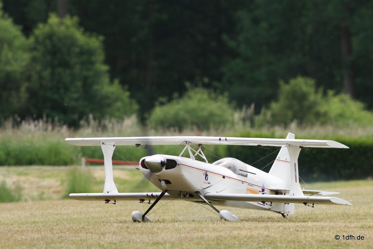Flugtag  MFG Graben-Neudorf 24.05.2015