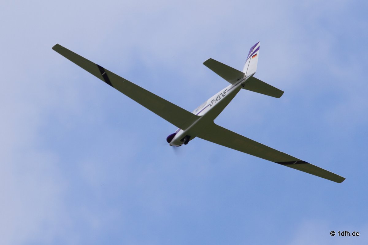 Flugtag  MFG Graben-Neudorf 24.05.2015