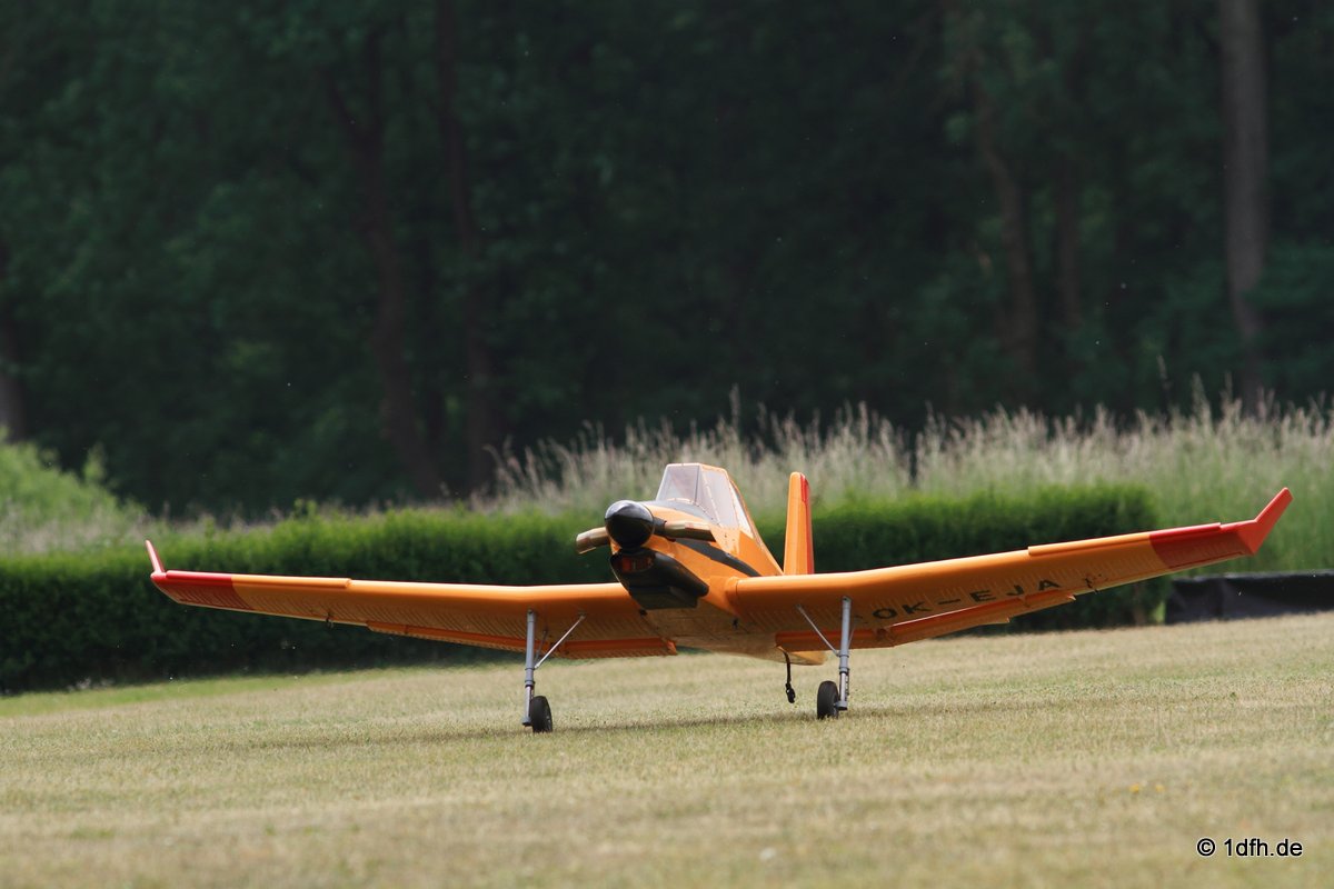Flugtag  MFG Graben-Neudorf 24.05.2015