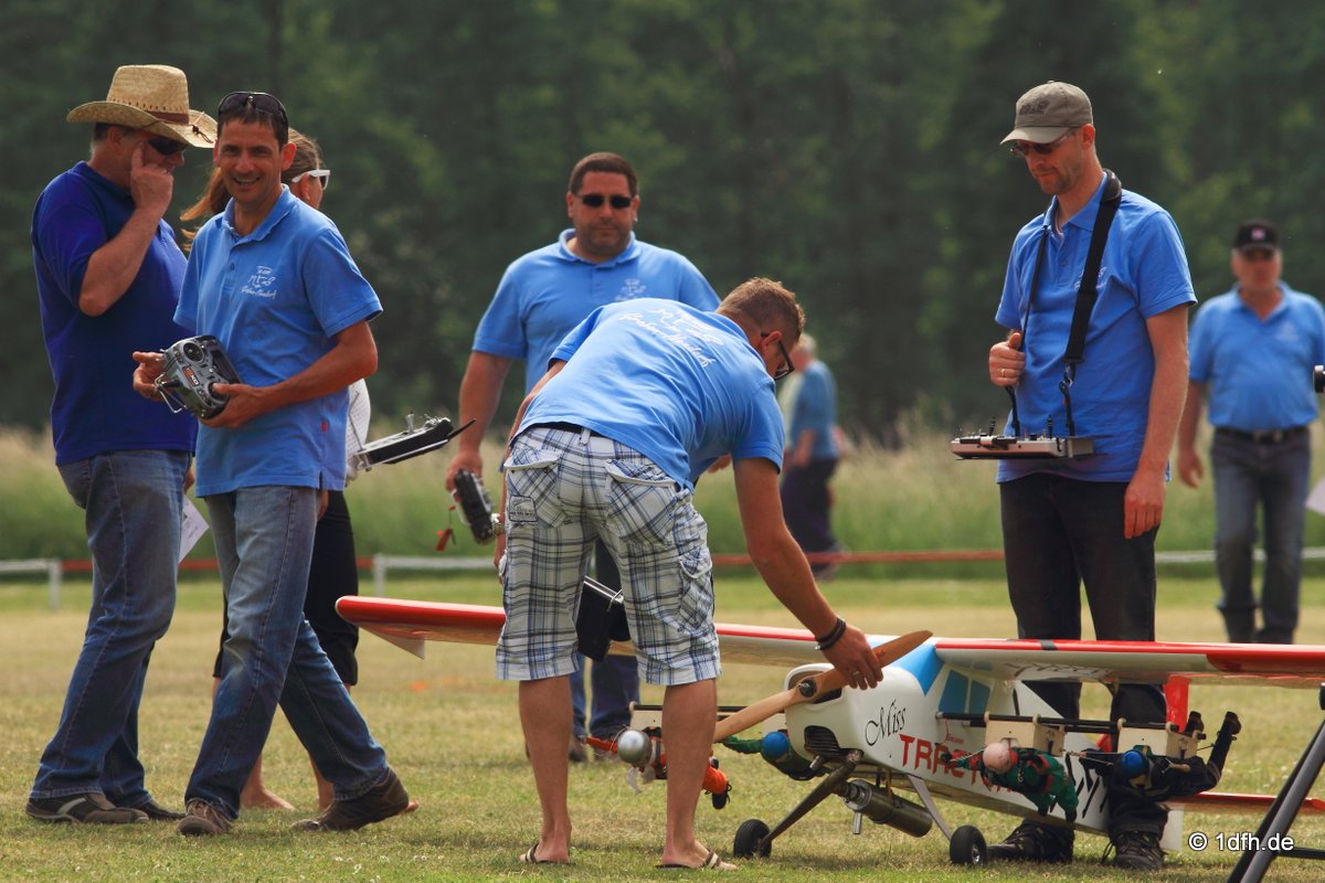 Flugtag  MFG Graben-Neudorf 24.05.2015