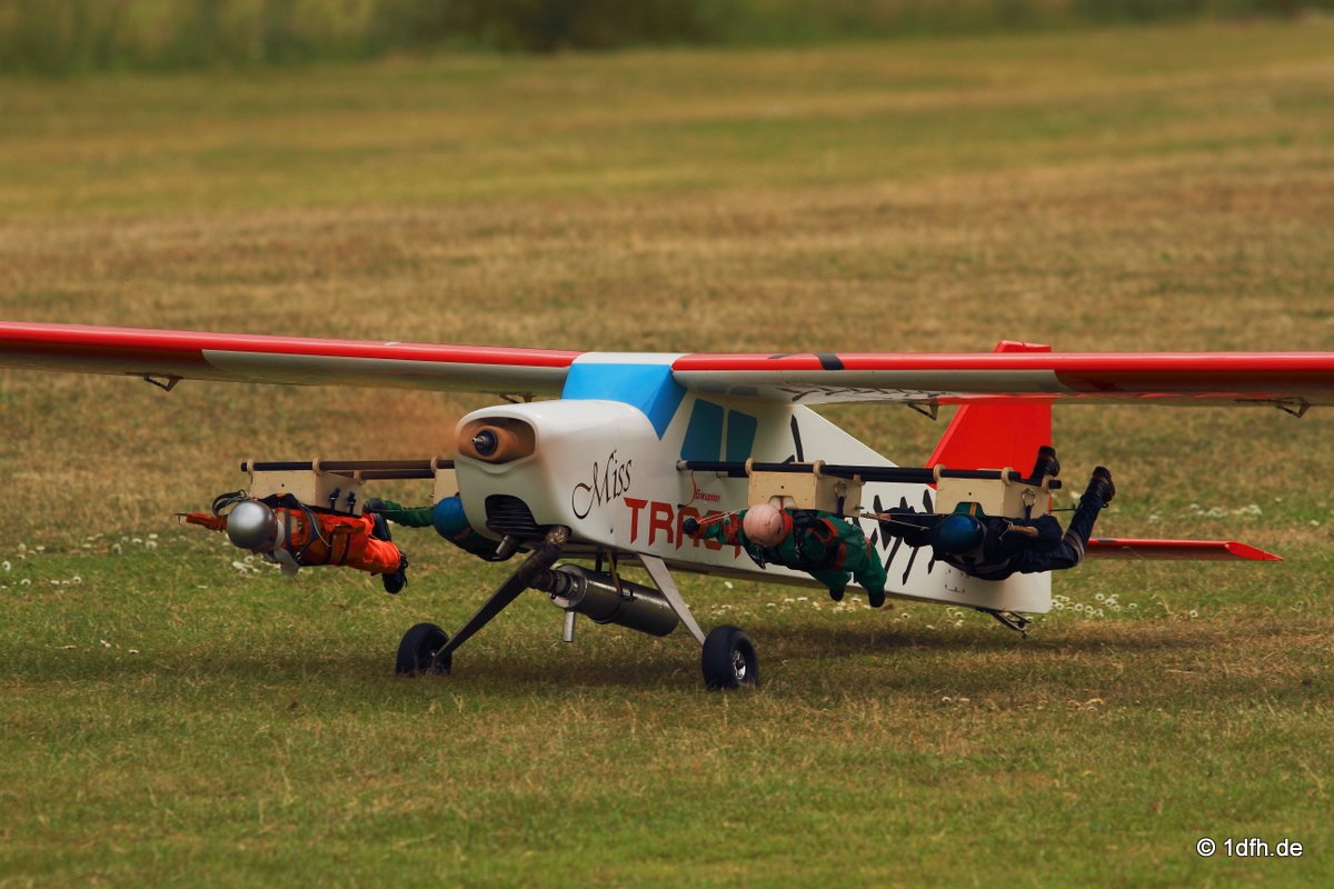 Flugtag  MFG Graben-Neudorf 24.05.2015