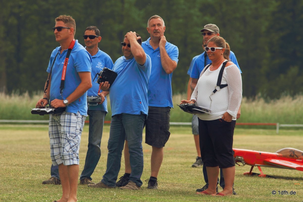 Flugtag  MFG Graben-Neudorf 24.05.2015