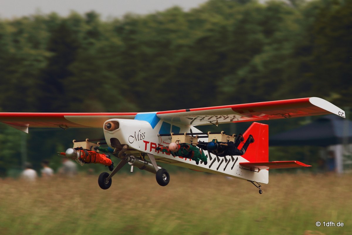 Flugtag  MFG Graben-Neudorf 24.05.2015