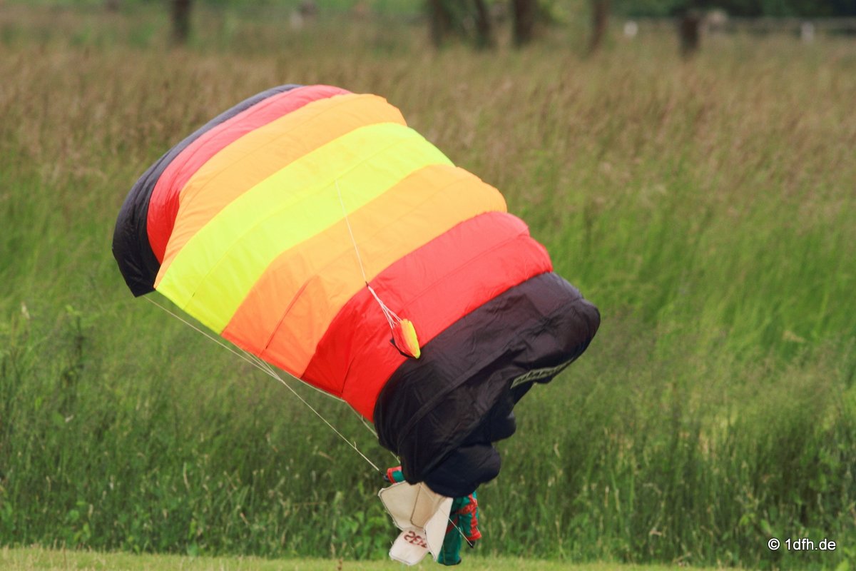 Flugtag  MFG Graben-Neudorf 24.05.2015