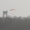 Gleitschirm am Schönbergturm