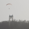 Gleitschirm am Schönbergturm