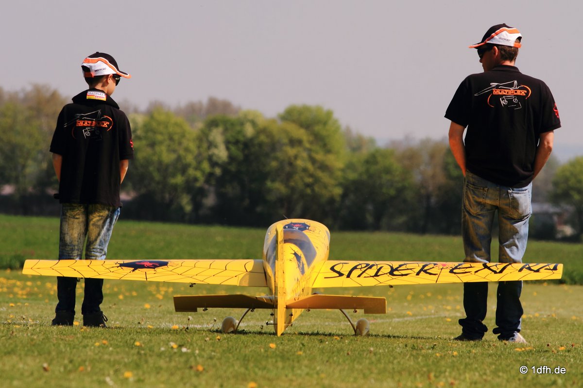 Modellflugtag Flugmodellsportgruppe Ertingen e.V. 08.05.2016