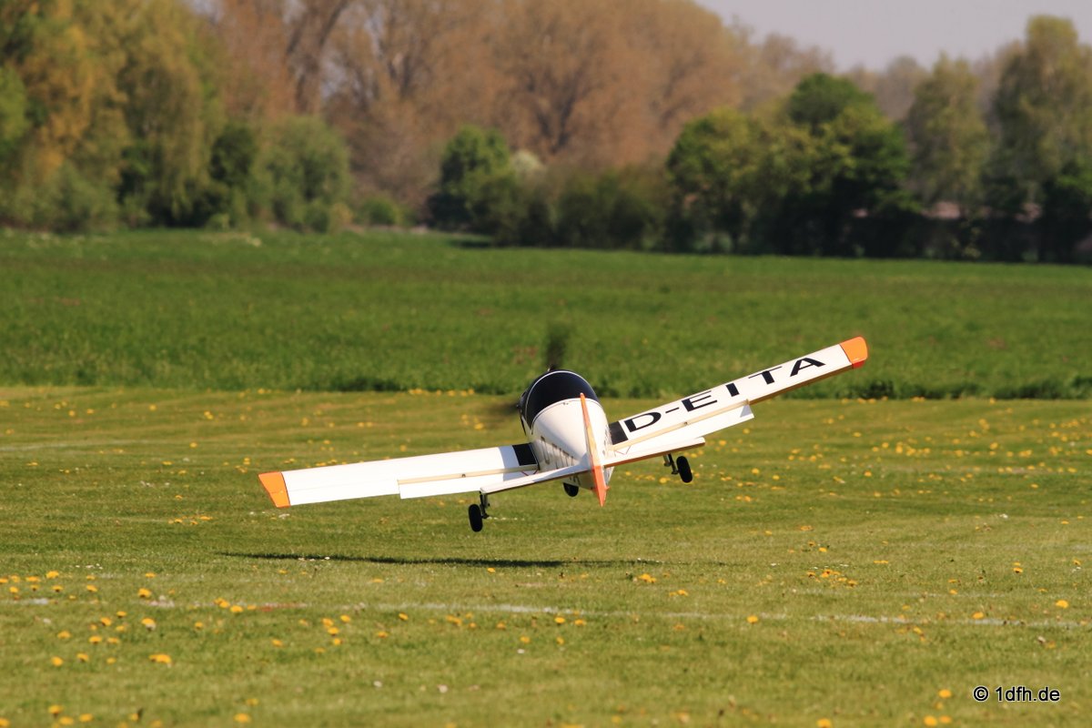 Modellflugtag Flugmodellsportgruppe Ertingen e.V. 08.05.2016