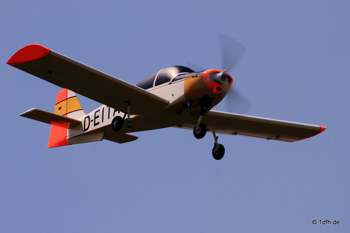 Modellflugtag Flugmodellsportgruppe Ertingen e.V. 08.05.2016