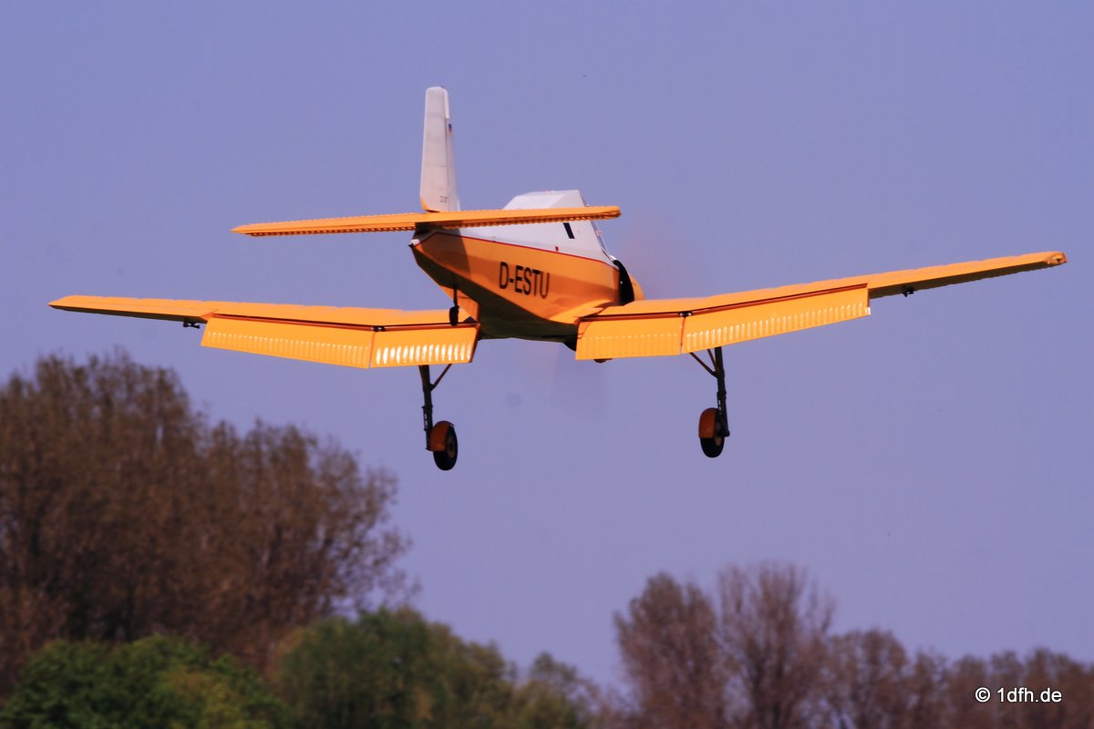 Modellflugtag Flugmodellsportgruppe Ertingen e.V. 08.05.2016