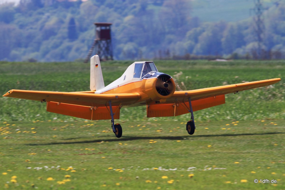 Modellflugtag Flugmodellsportgruppe Ertingen e.V. 08.05.2016