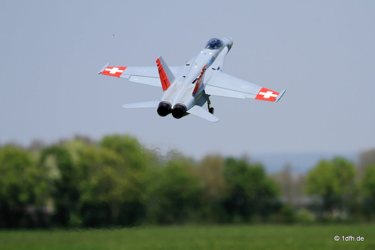 Modellflugtag Flugmodellsportgruppe Ertingen e.V. 08.05.2016