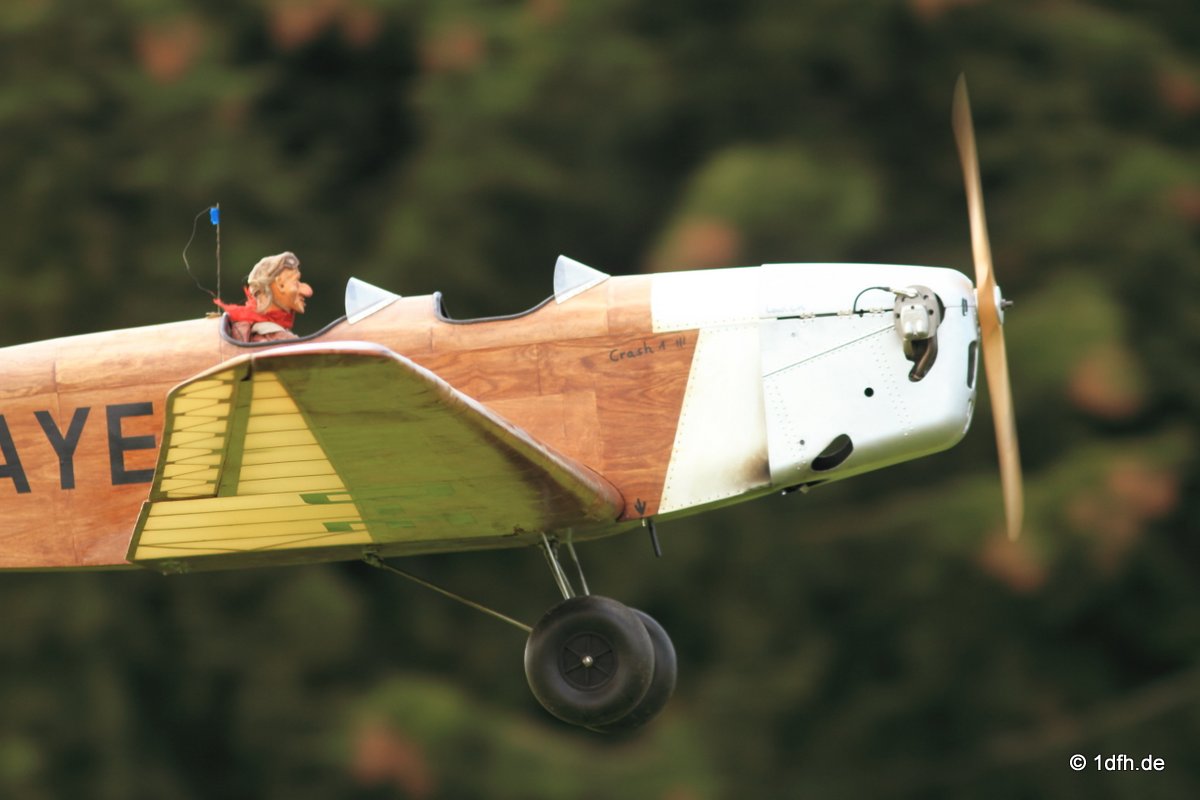 Modellflugtag Flugmodellsportgruppe Ertingen e.V. 08.05.2016