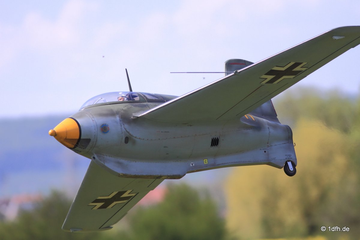 Modellflugtag Flugmodellsportgruppe Ertingen e.V. 08.05.2016