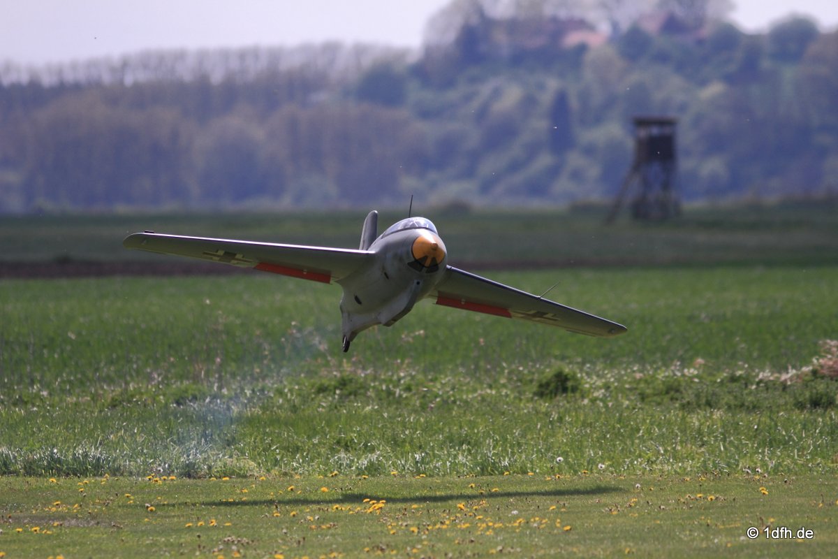 Modellflugtag Flugmodellsportgruppe Ertingen e.V. 08.05.2016