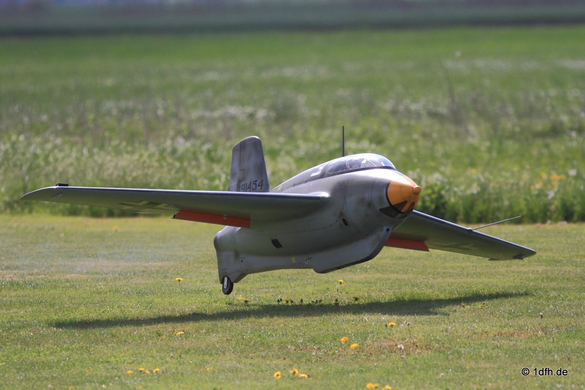 Modellflugtag Flugmodellsportgruppe Ertingen e.V. 08.05.2016