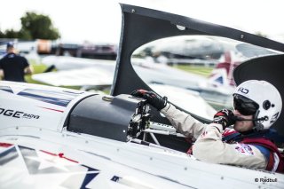 14-p-20140817-00370_news