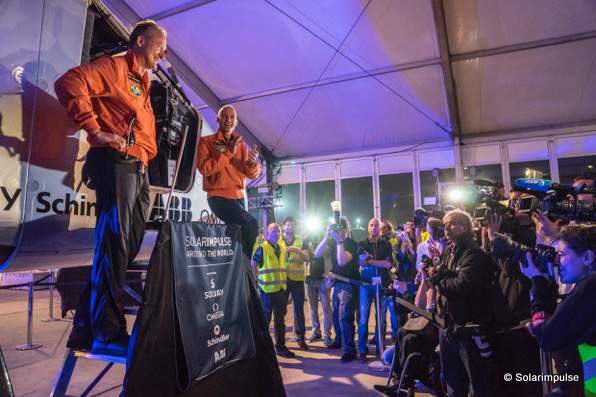 2015_03_09_solar_impulse_2_rtw_1rst_flight_abu_dhabi_to_muscat_take-off_revillard_09