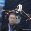 Globe Flight zeigt einen Carbon Quadcopter mit 12 Megapixel Kamera. (Globe Flight displays a Carbon Quadcopter with a 12 megapixel camera.)