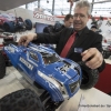 Der Typhon 6S 4WD BLX 1/8 Buggy RTR von Hobbico ist 500 mm lang und hat eine Bodenfreiheit von bis zu 55 mm. (The Typhon 6S 4WD BLX 1/8 Buggy RTR from Hobbico is 500mm long and has a ground clearance of up to 55mm.)